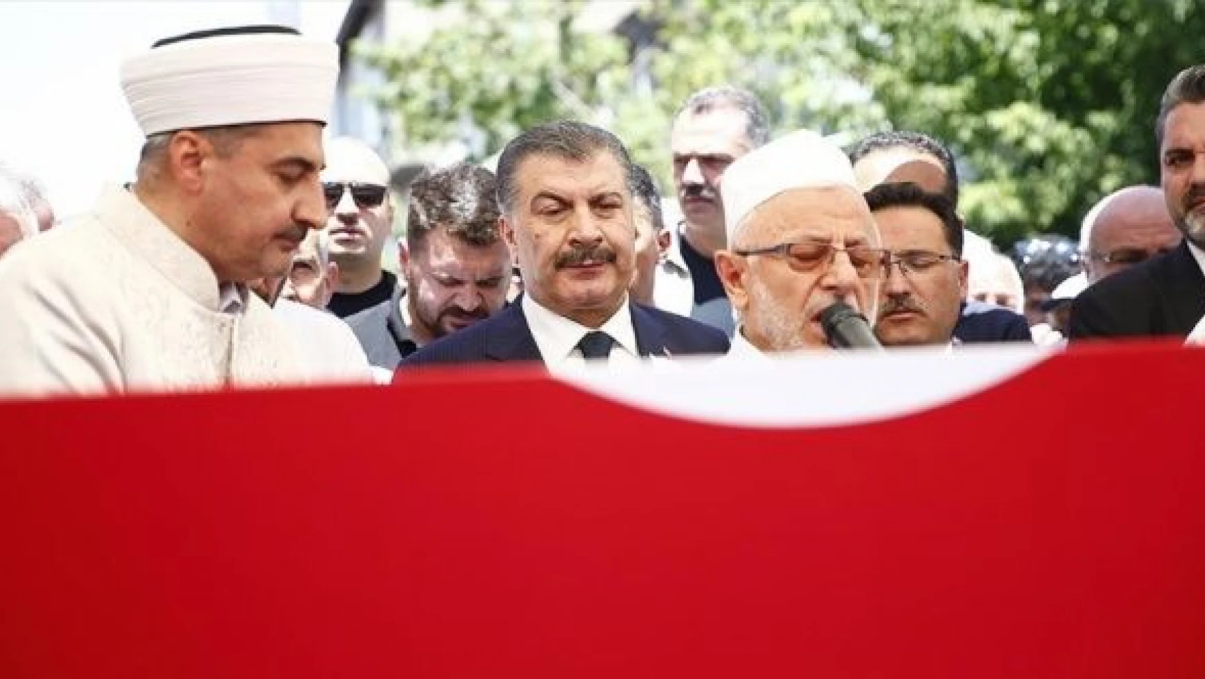 Dr. Ekrem Karakaya'nın cenazesi Kayseri'de toprağa verildi