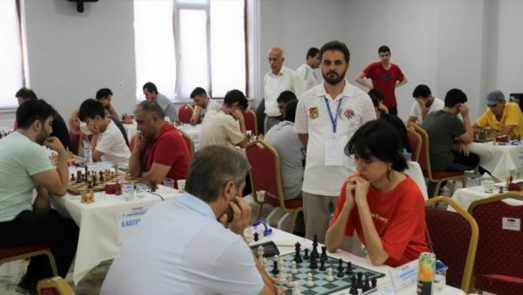 Van'da uluslararası satranç turnuvası devam ediyor!