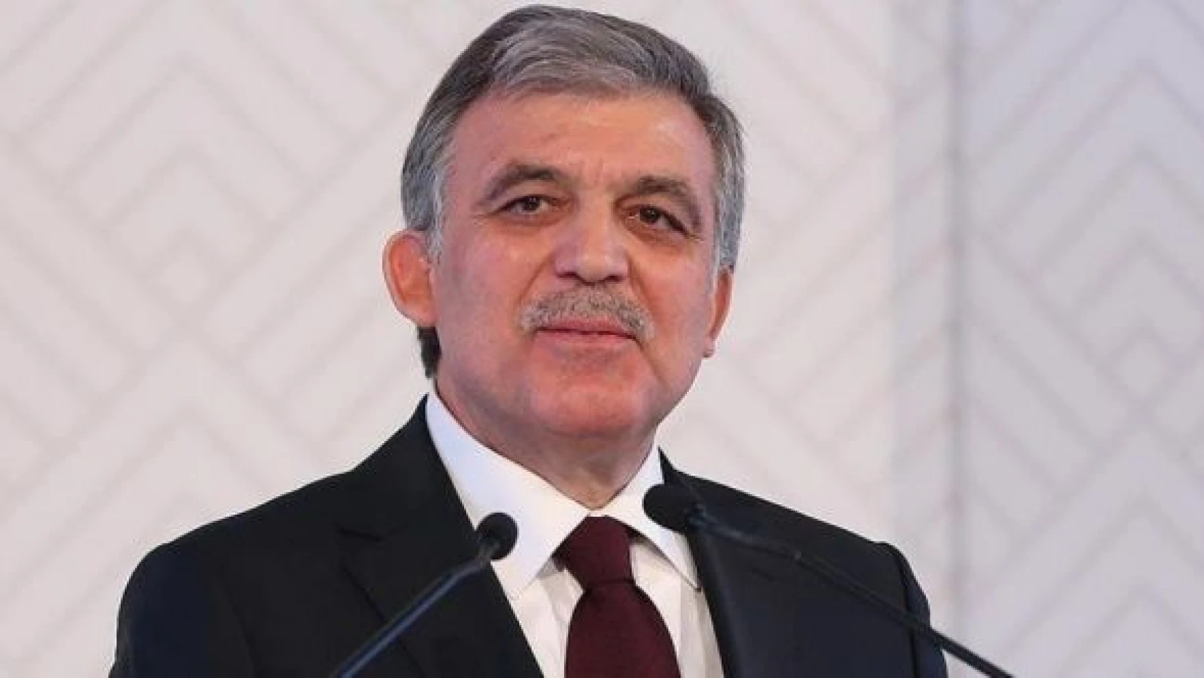 Abdullah Gül'den gecikmeli milli bayram açıklaması
