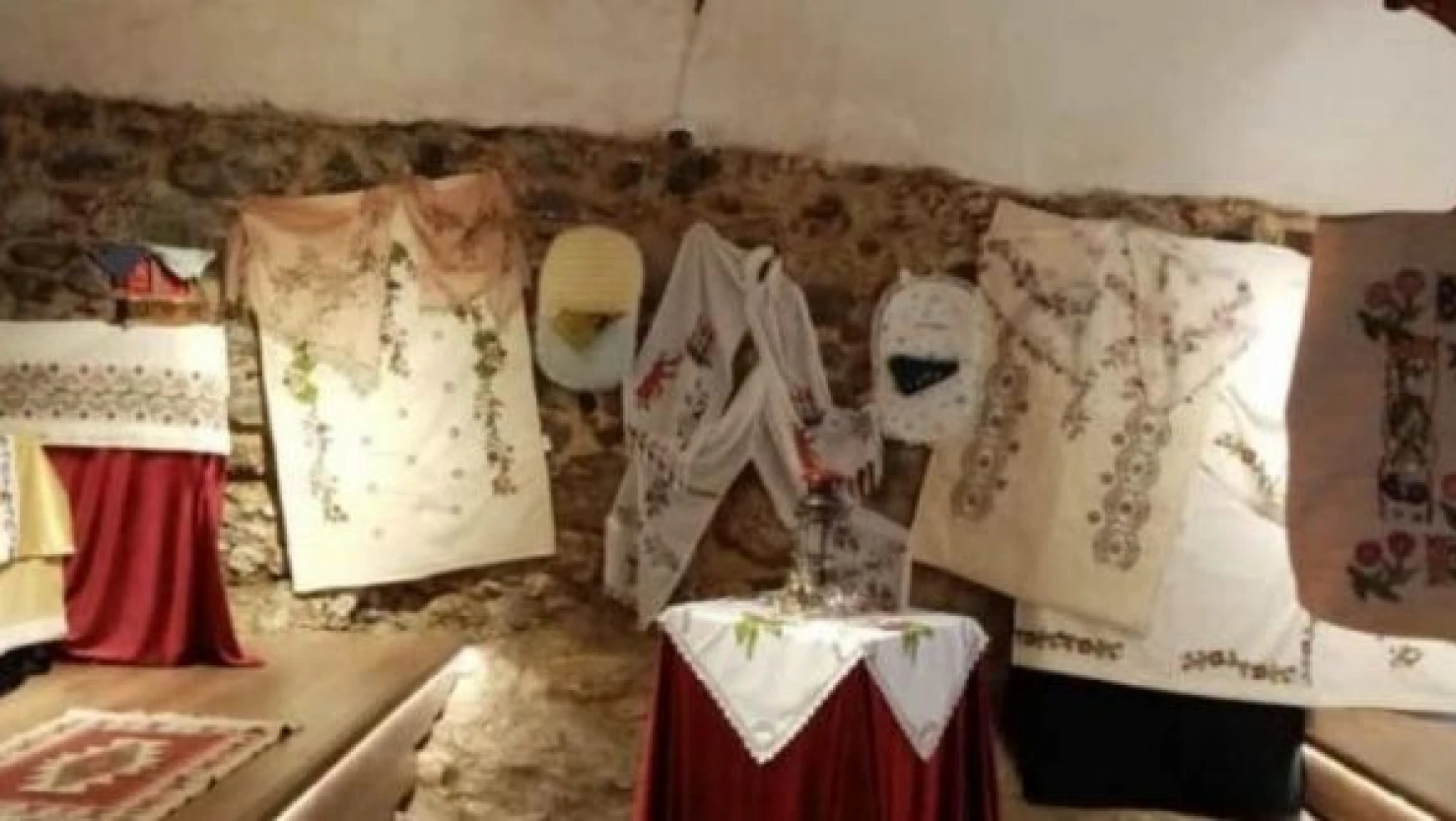 Elazığ'da 'Çit Baskı'  kursunun ürünleri görücüye çıktı