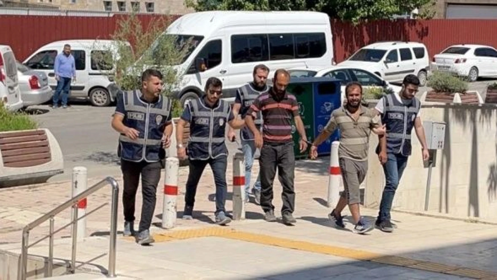 Elazığ'da hırsızlık zanlıları gözaltına alındı