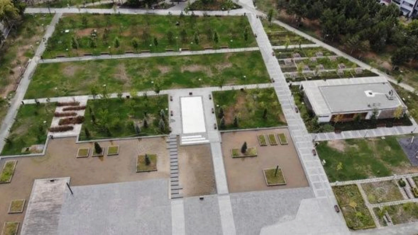 Terör saldırısının izini Millet Bahçesi sildi