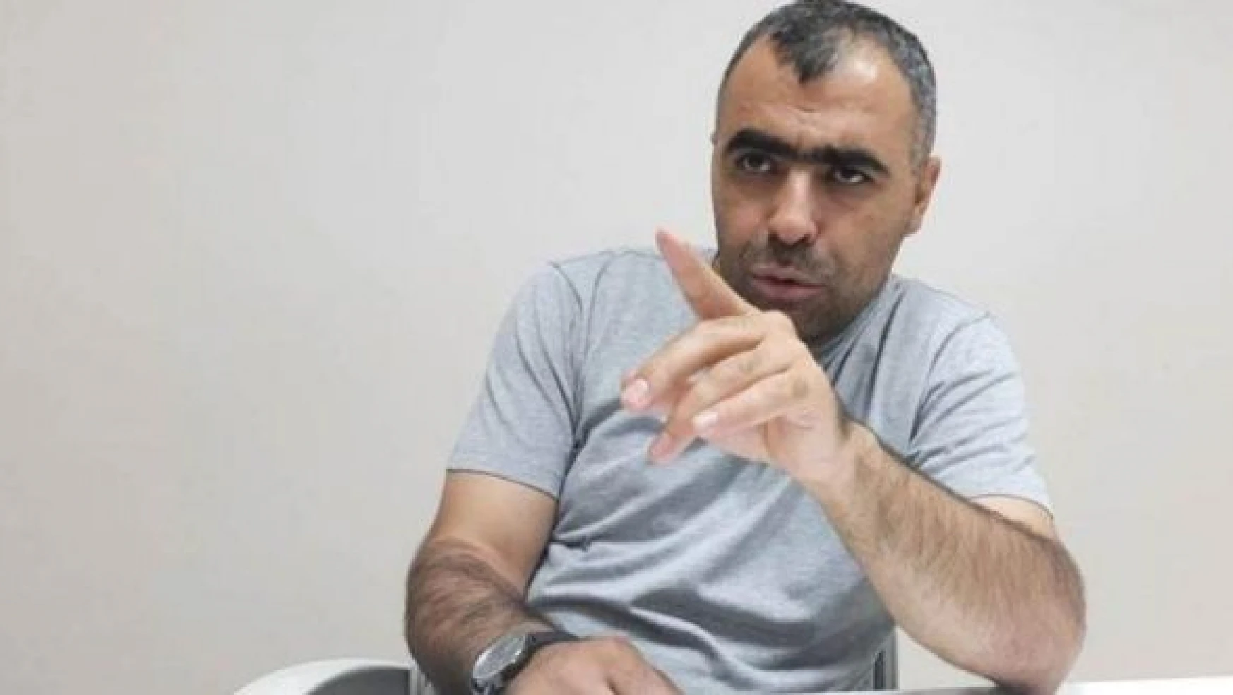 Bitlis Gazeteciler Cemiyeti Sinan Aygül cezaevinden çıkarıldı
