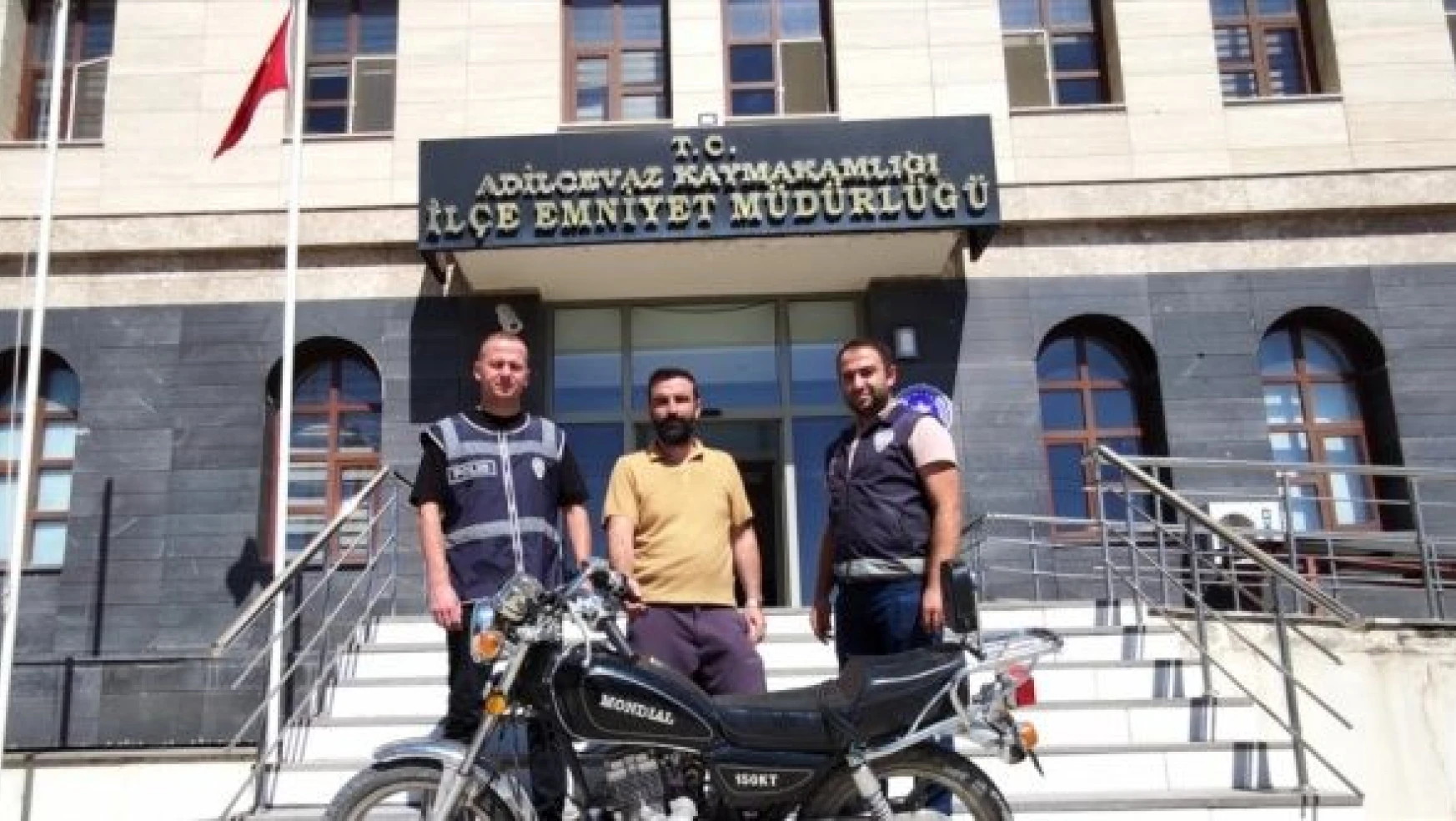 Bitlis'te çalınan motosiklet Ağrı'da bulundu