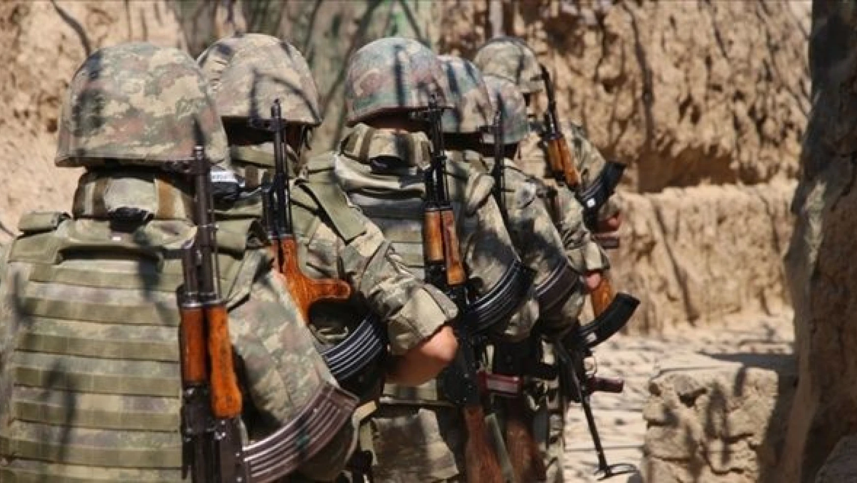 282 Azerbaycan askeri Ermenistan ile çatışmalarda yaralandı