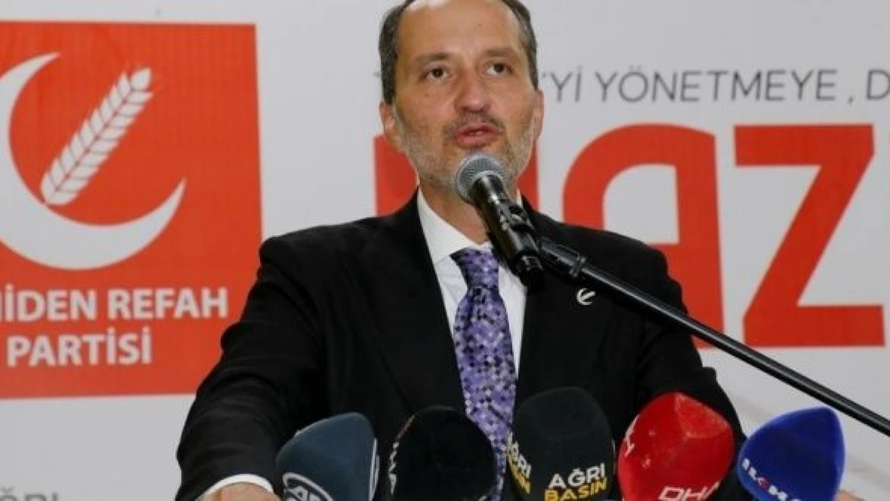 Fatih Erbakan Ağrı'da partisinin 2'inci Olağan İl Kongresi'ne katıldı