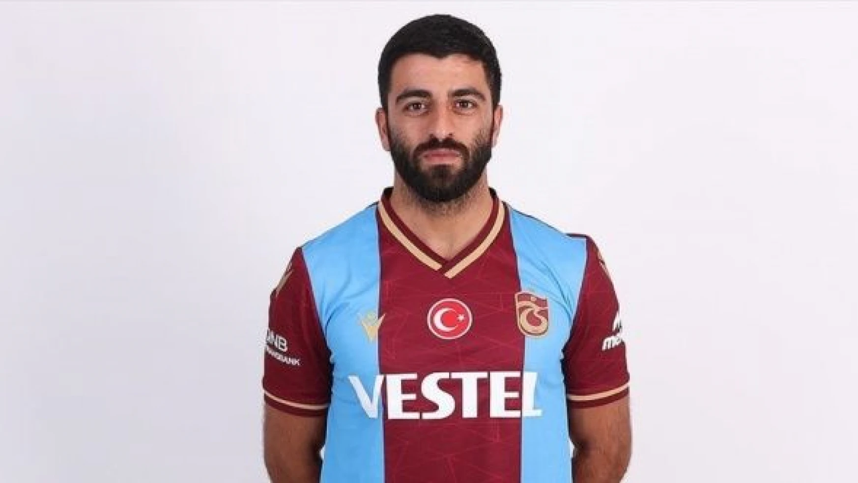 Umut Bozok Trabzonspor'a renklerini bağladı