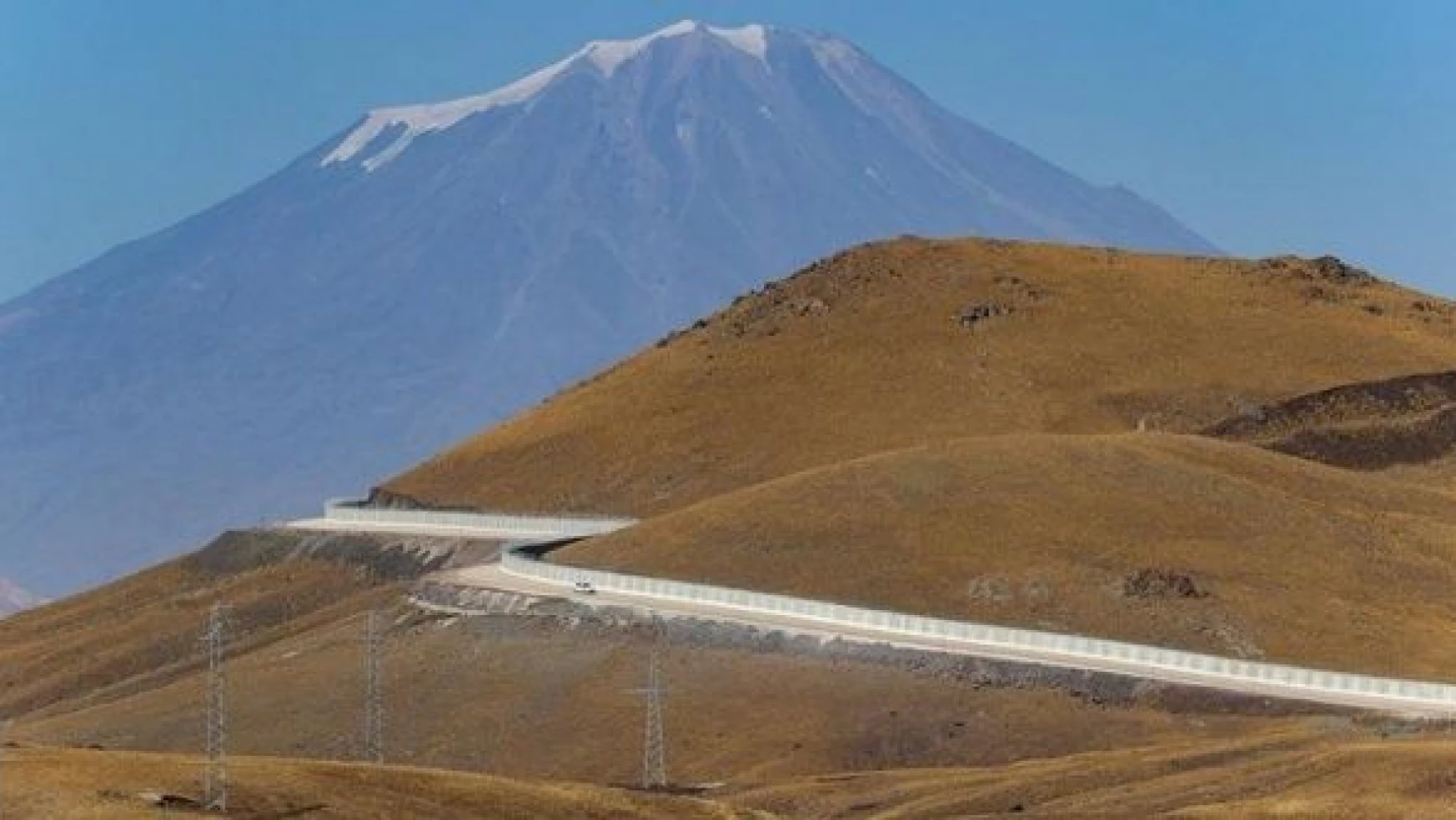 Van-İran sınırında inşa edilen güvenlik duvarının bir kısmı tamamlandı