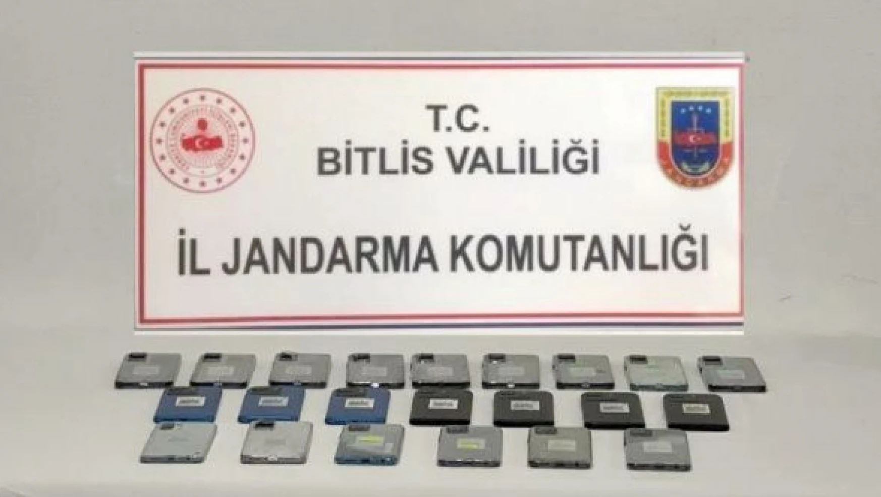 Bitlis'te kaçak cep telefonu operasyonu