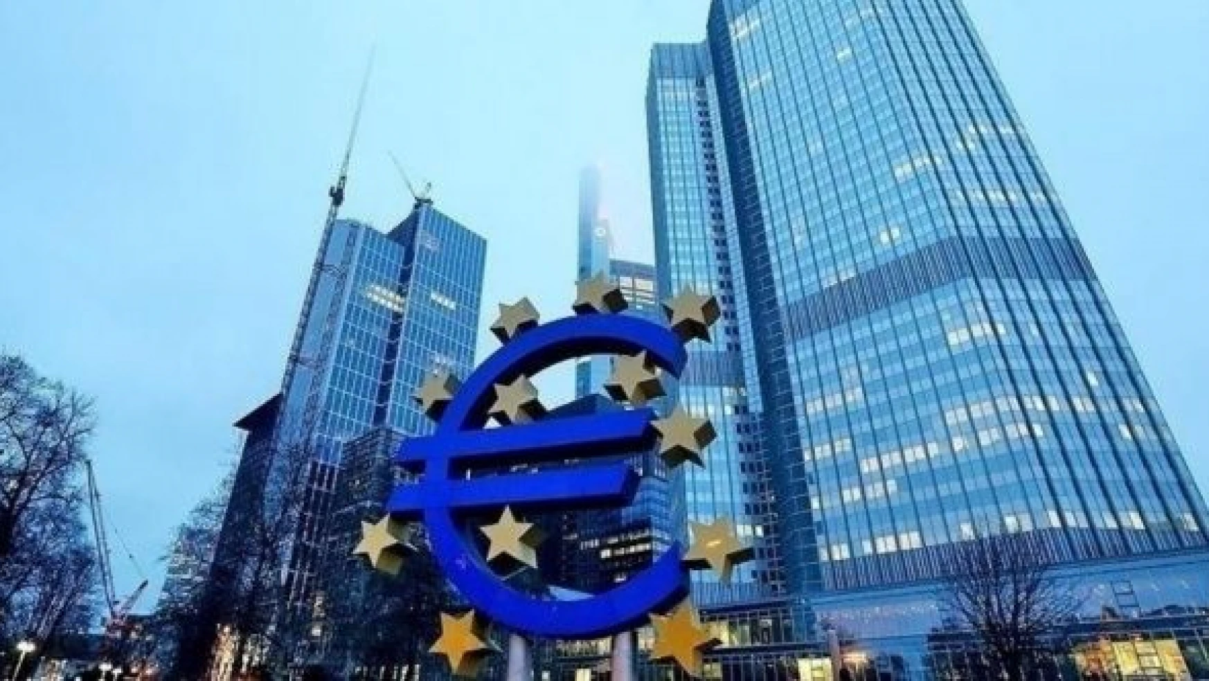 Euro Bölgesi sanayi üretimi aylık bazda artış gösterdi