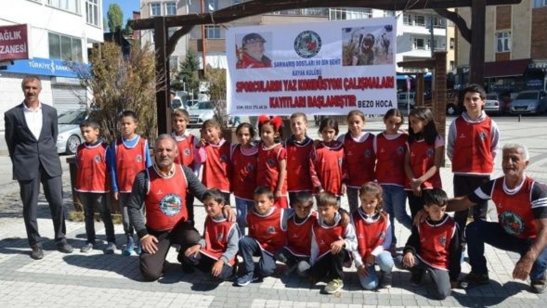 Kars'ta 'Sarıkamış Dostları 90 Bin Şehit Kayak Kulübü' açıldı