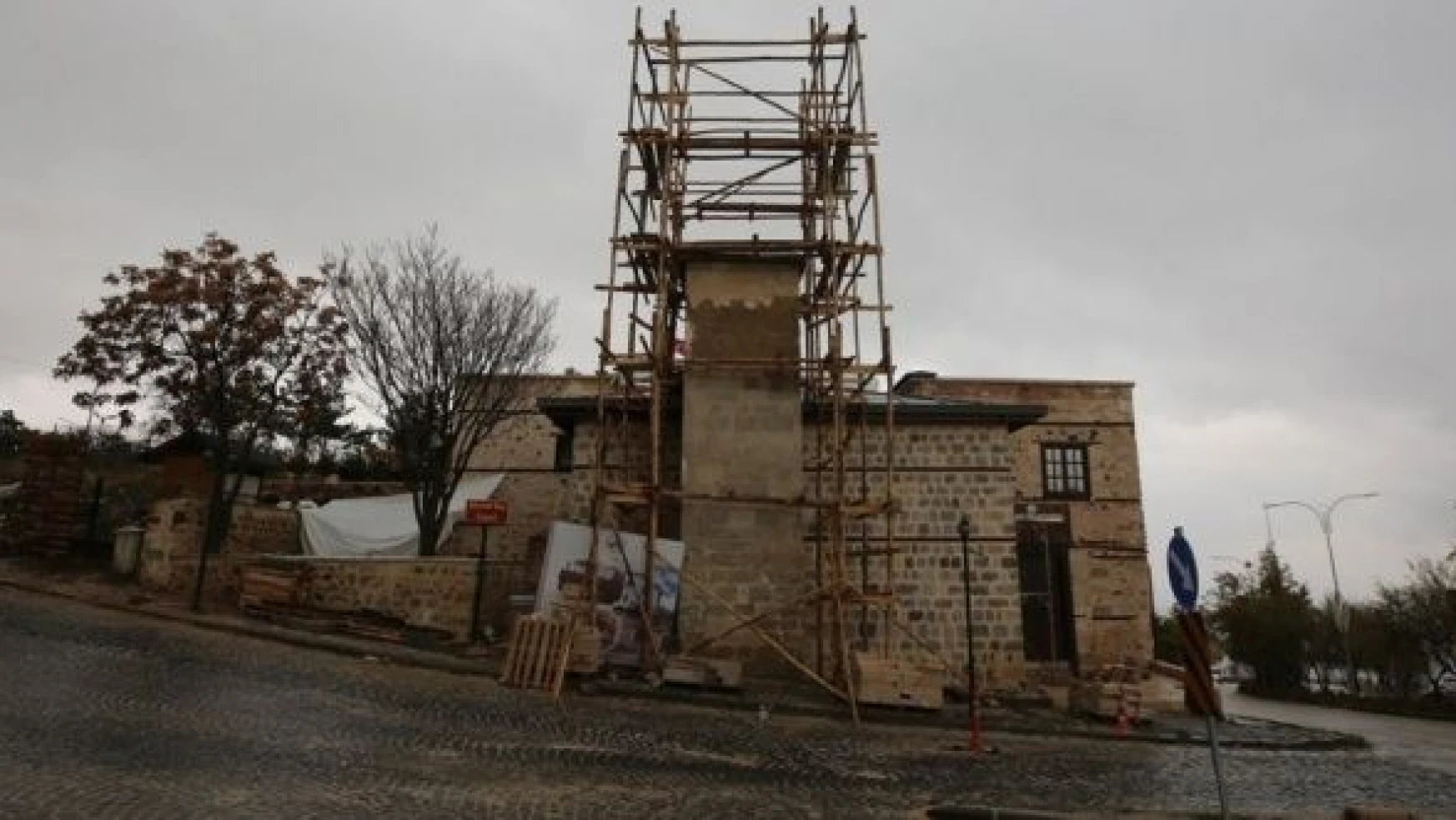 Ahmet Bey Camii'nde restorasyon çalışmalarının yüzde 90'ı tamamlandı