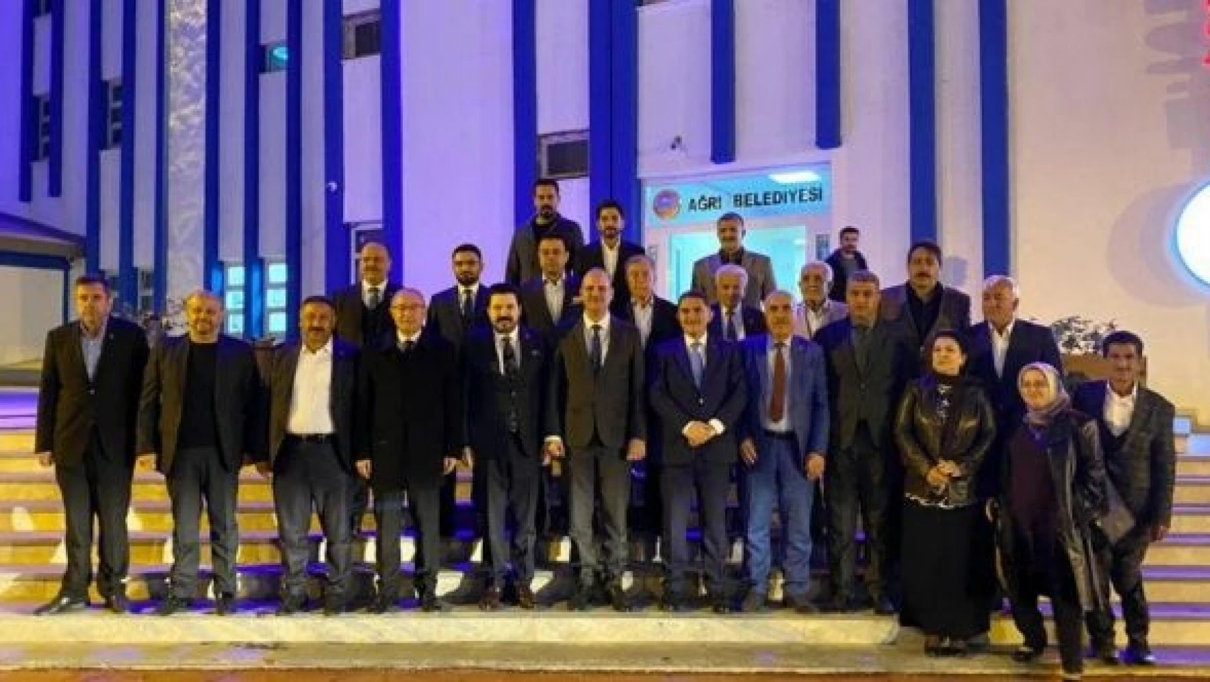 AK Parti Genel Başkan Yardımcısı İleri, Ağrı'da ziyaretlerde bulundu