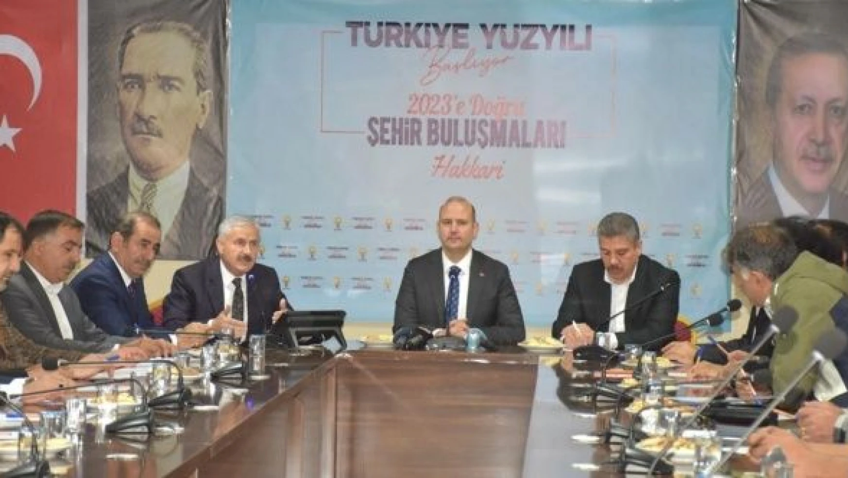 AK Parti Genel Başkan Yardımcısı İleri: "Altılı masa adayını bile belirlemedi"