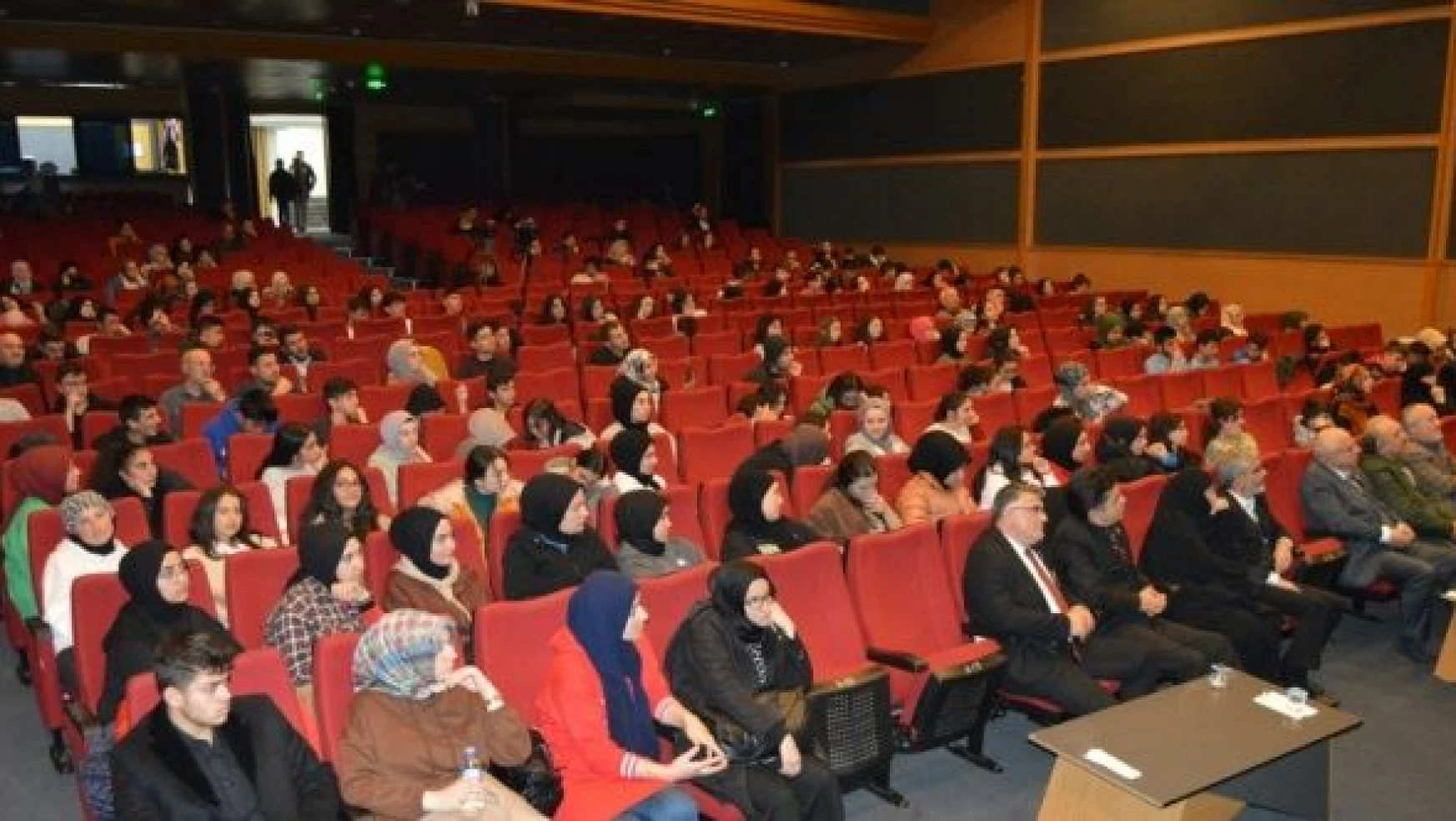 Erzurum'da Sezai Karakoç için anma programı düzenlendi