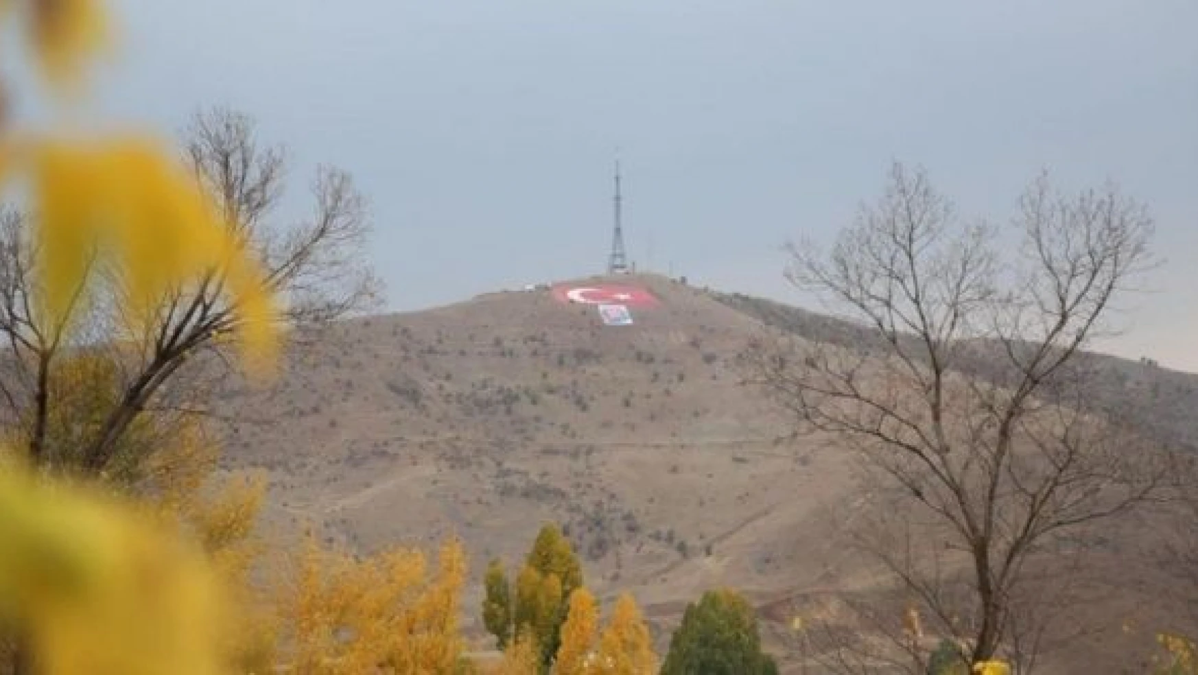 Muş'ta Bayrak Tepe'ye Türk bayrağı çizildi