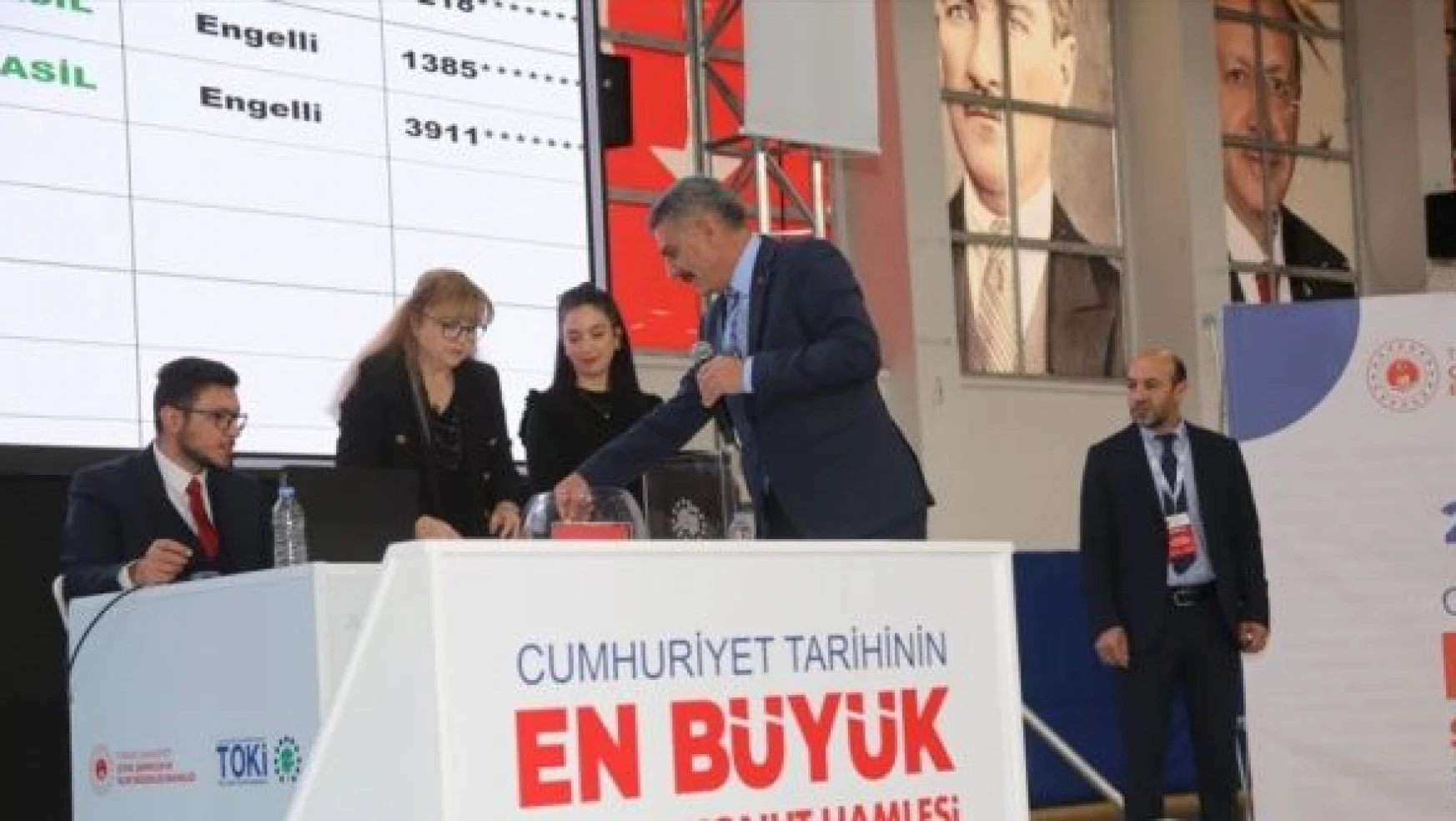Tunceli'de  yapılacak konutların kuraları çekildi