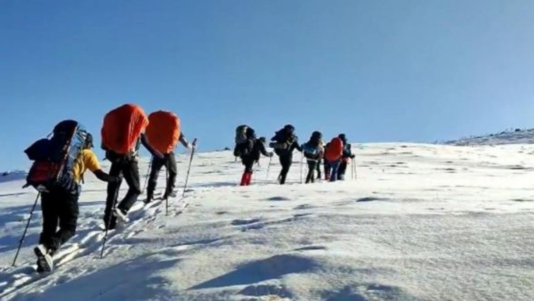100'üncü yıla özel tırmanışların ilki Süphan Dağı'yla başladı