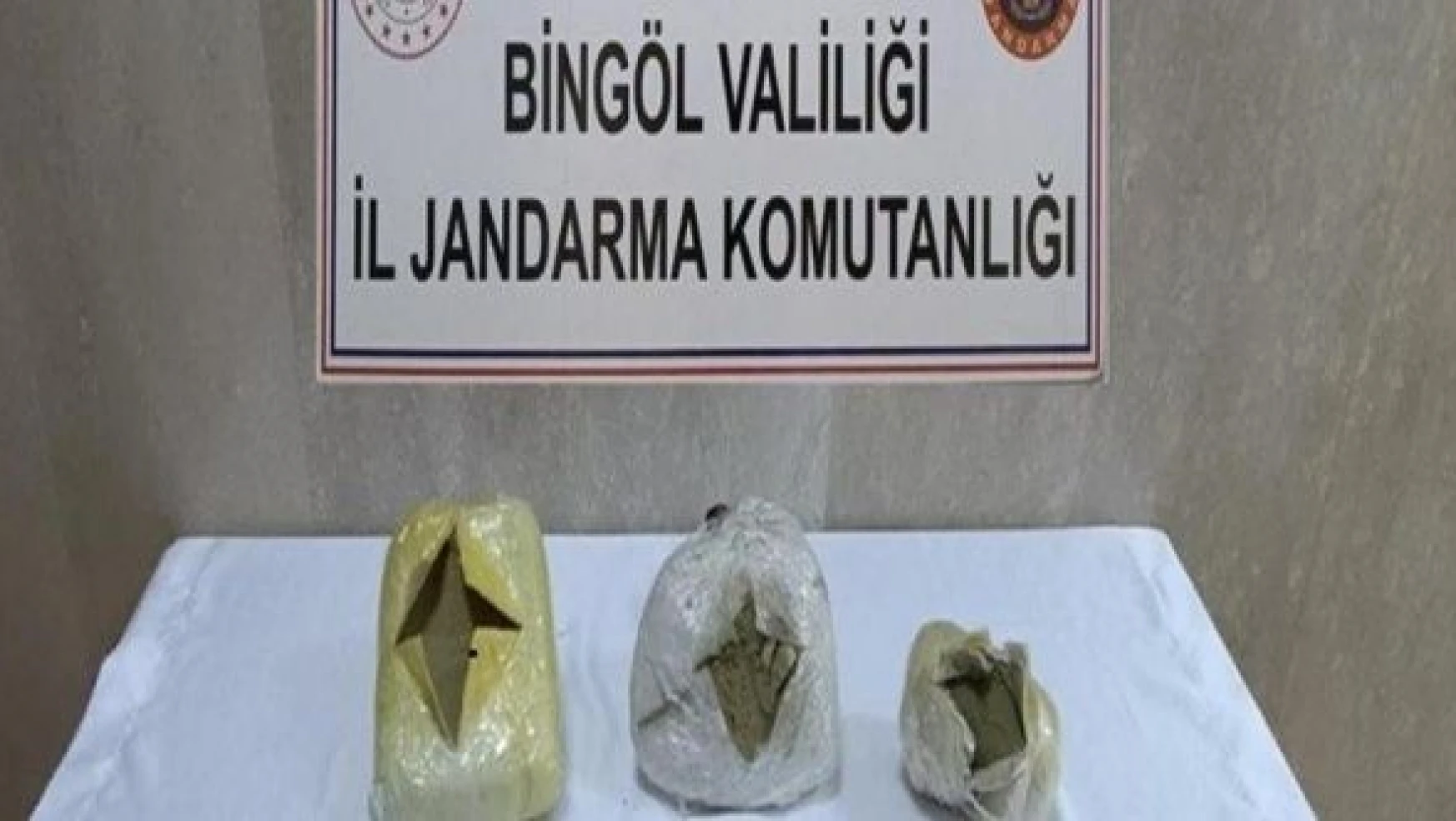 Bingöl'de zehir tacirleri bakın uyuşturucuyu nereye sakladı!
