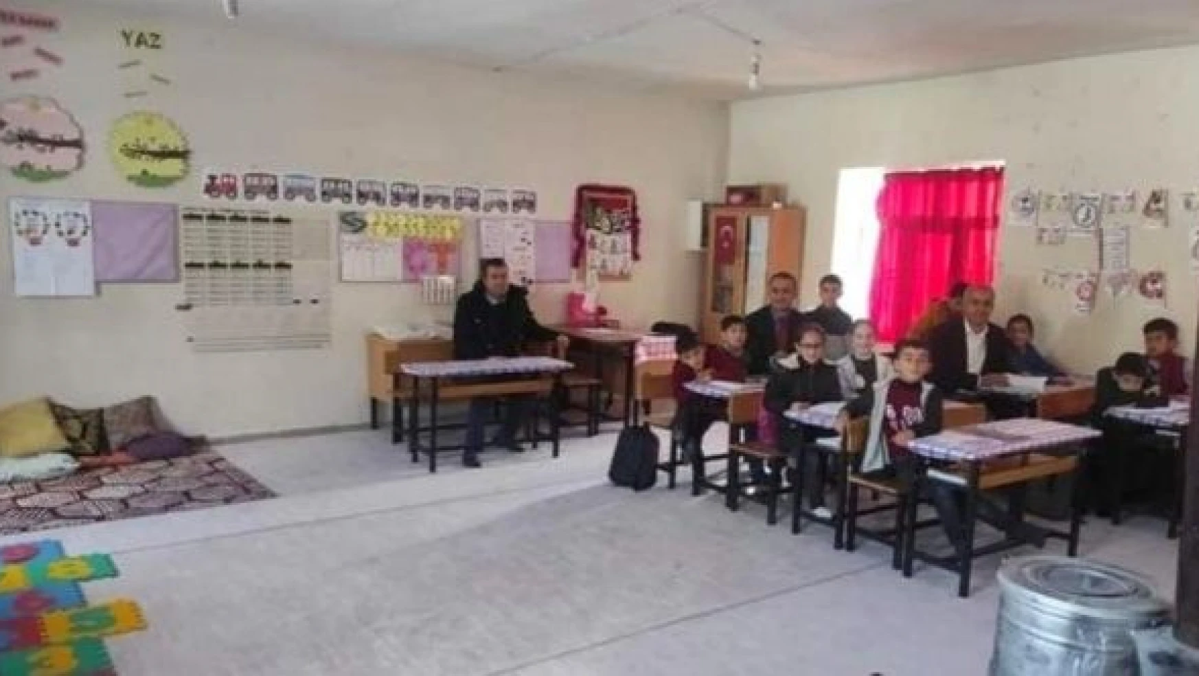 Bitlis'te öğrencilere ev konforunda eğitim