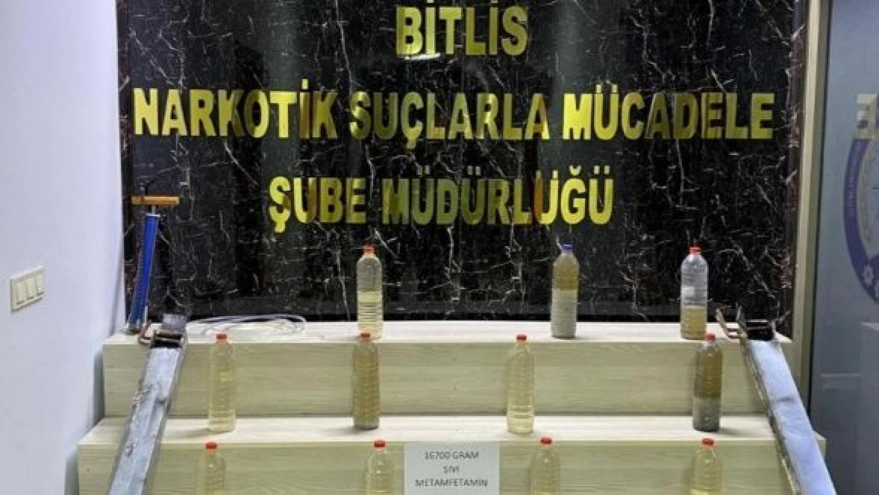 Bitlis'te uyuşturucu tacirlerine darbe