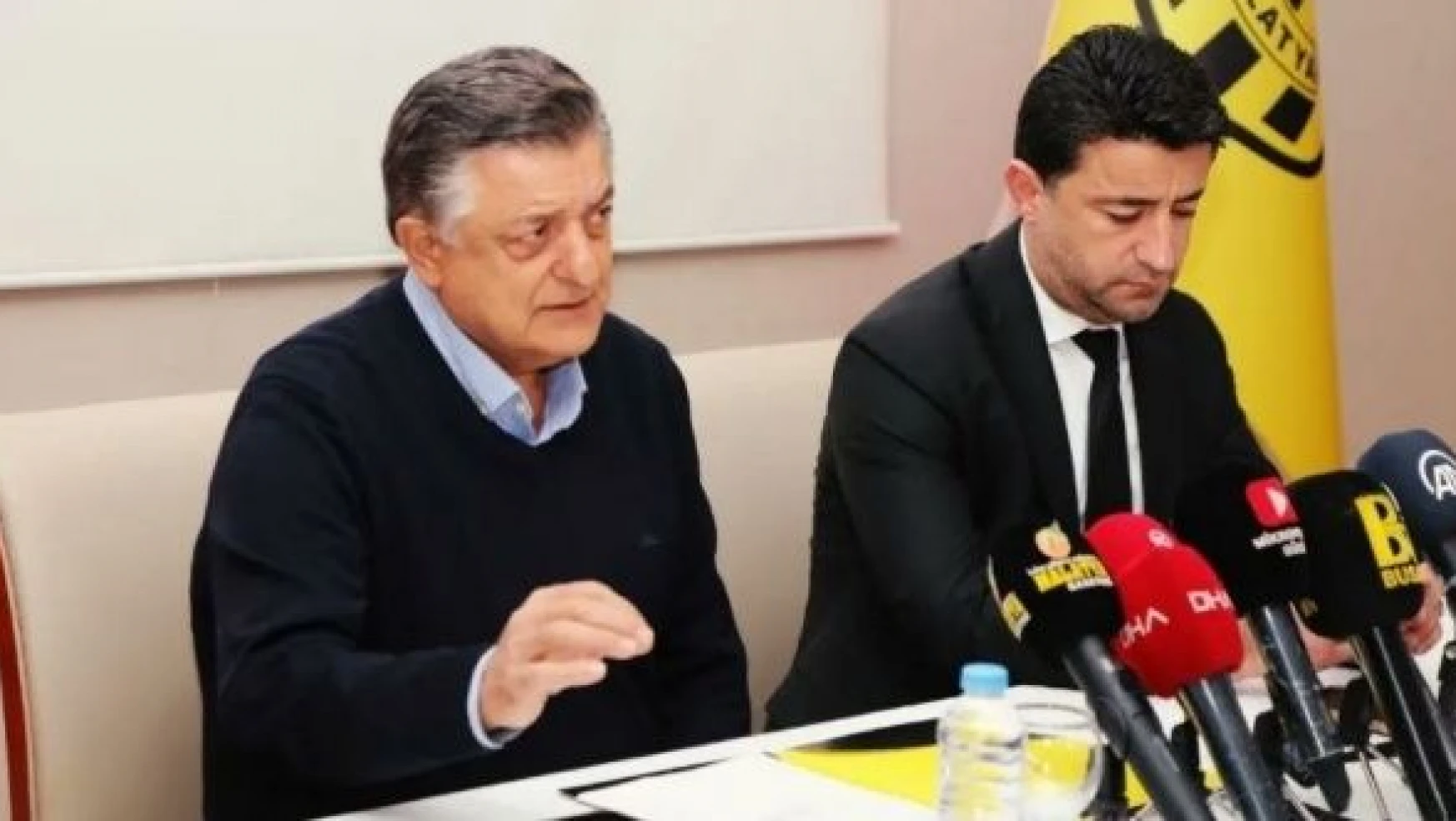 Yeni Malatyaspor Yılmaz Vural ile sözleşmeyi resmileştirdi