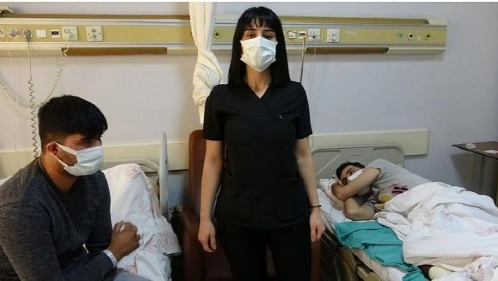 Van'daki düzensiz göçmenlere sağlık çalışanlarından çok yönlü destek