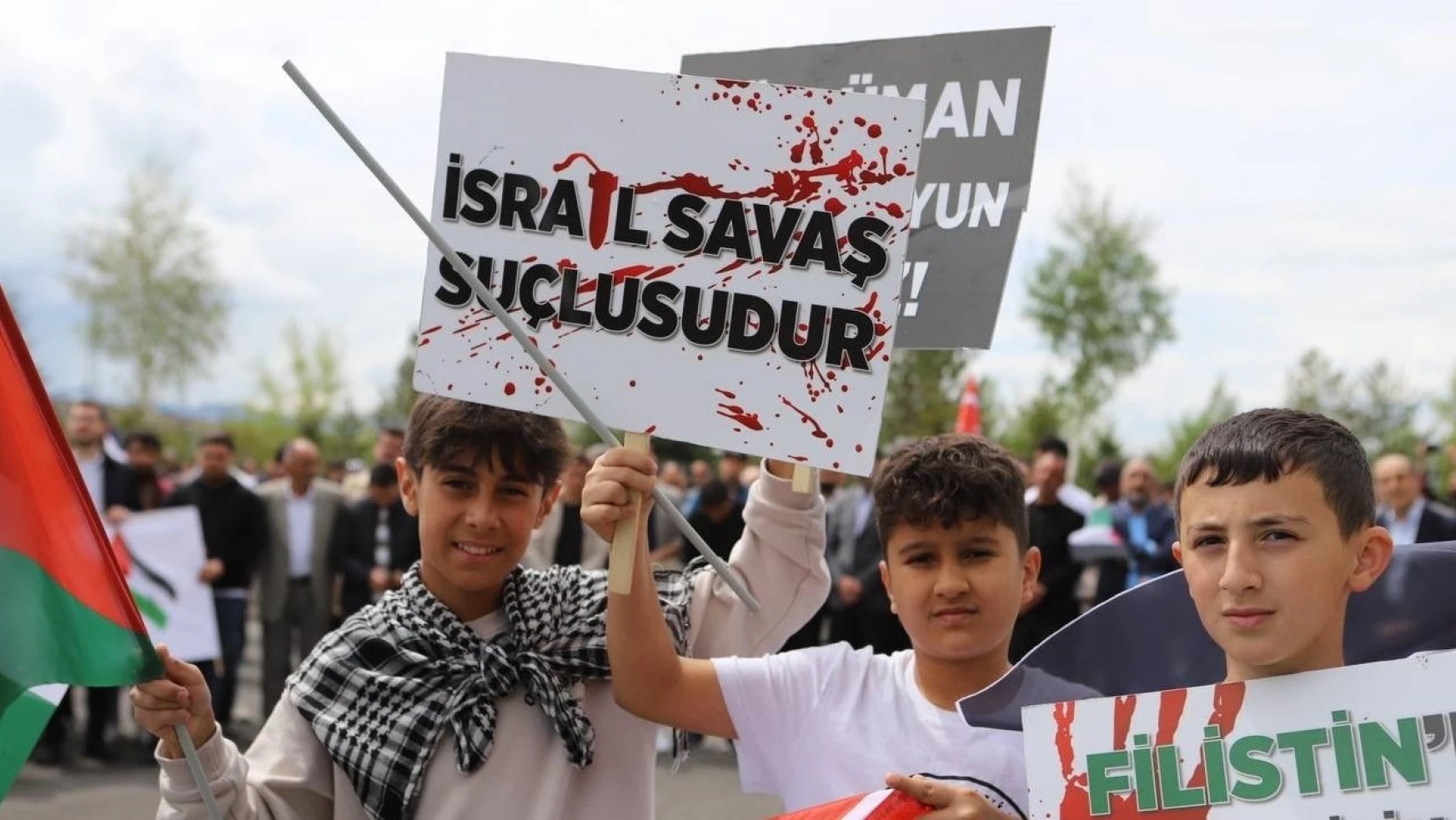 Ağrı'da Filistin'e destek yürüyüşü yapıldı
