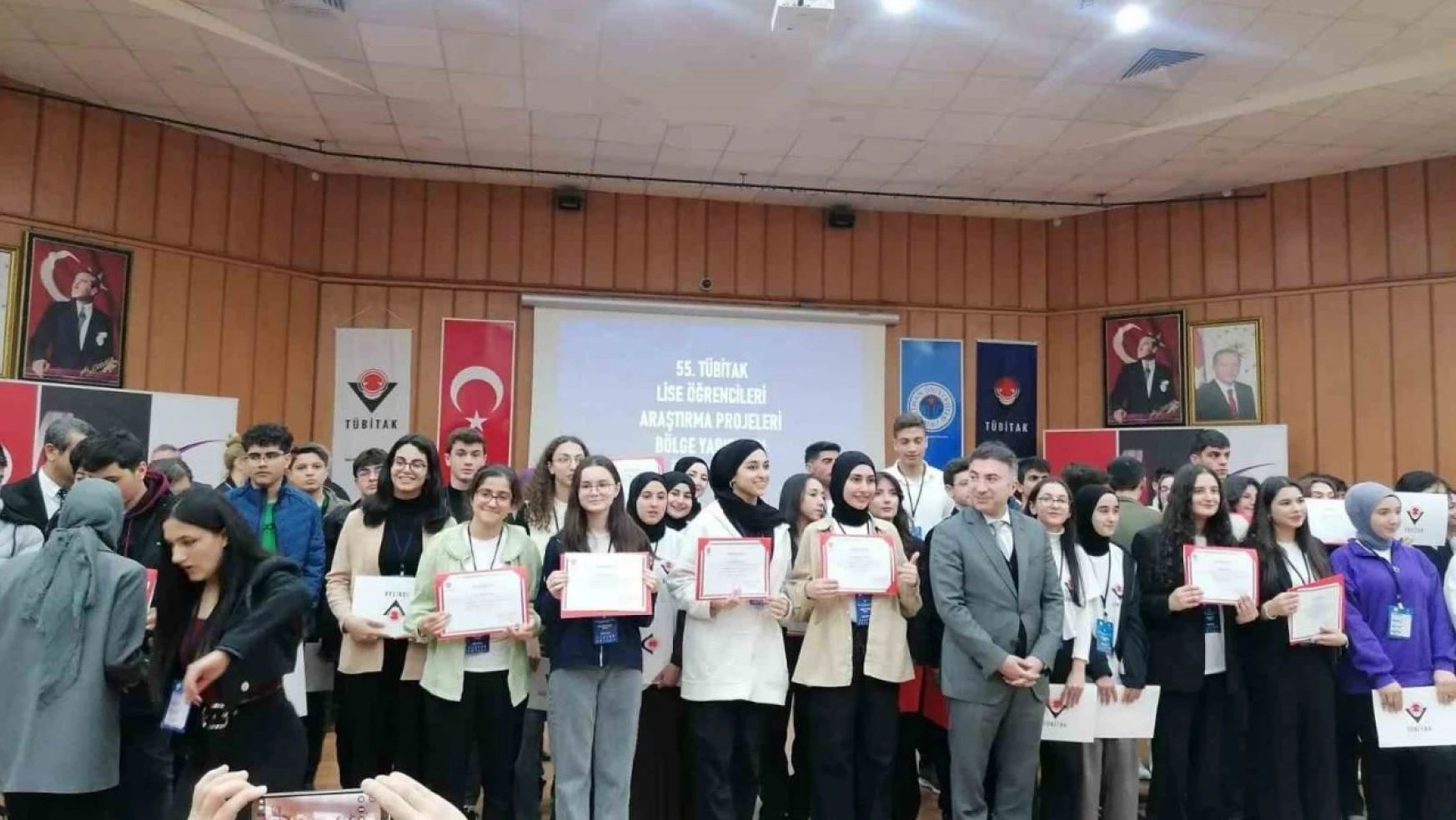 Ağrı'dan 2 proje Türkiye finaline yükseldi