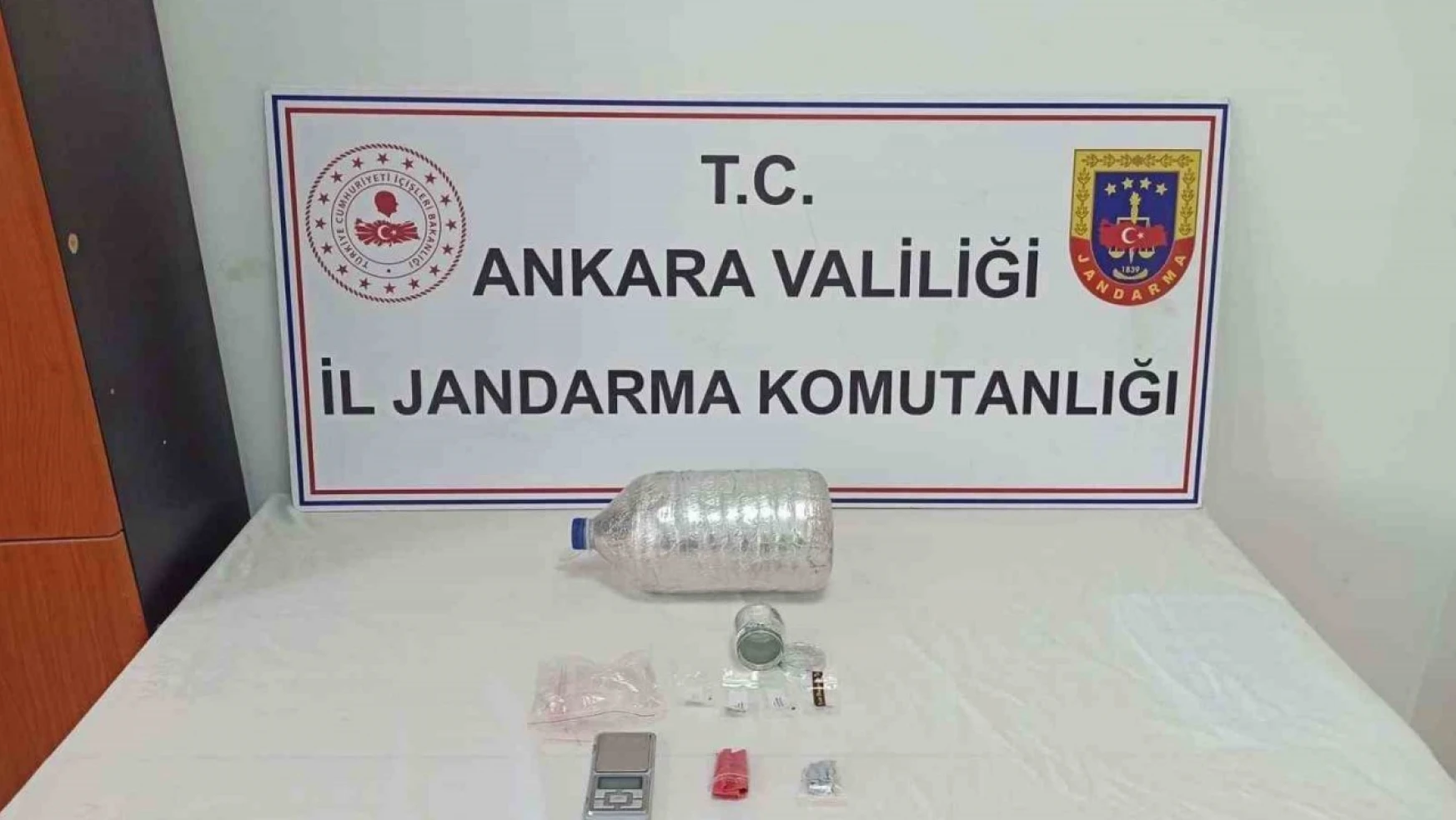 Ankara'da 430 gram esrar ve 72 gram metamfetamin ele geçirildi