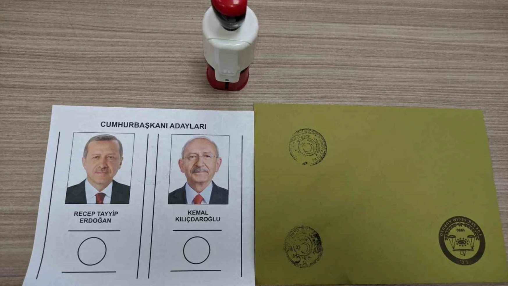 Ardahan'da oy verme işlemi başladı