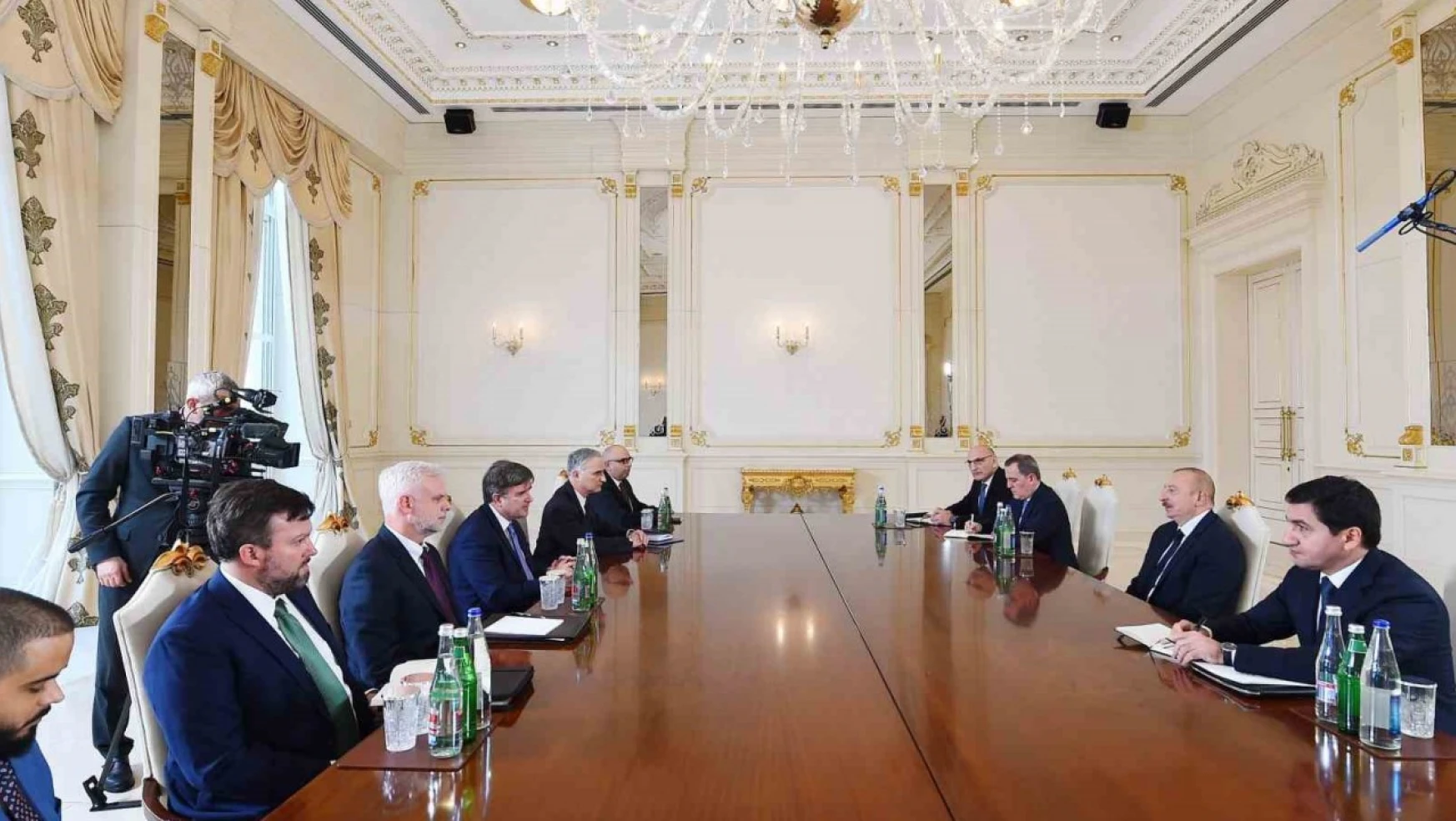 Azerbaycan Cumhurbaşkanı Aliyev, ABD Dışişleri Bakan Yardımcısı O'Brien'ı kabul etti