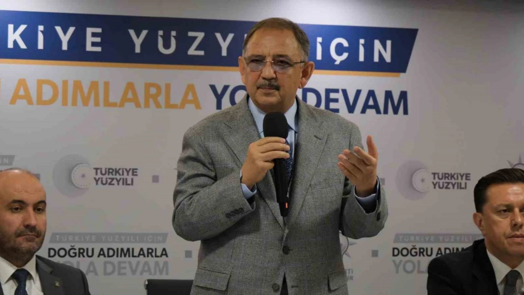 Bakan Özhaseki: 'Kentsel dönüşümü kendisine iş edinen bir tane CHP'li belediye başkanı görmedim'