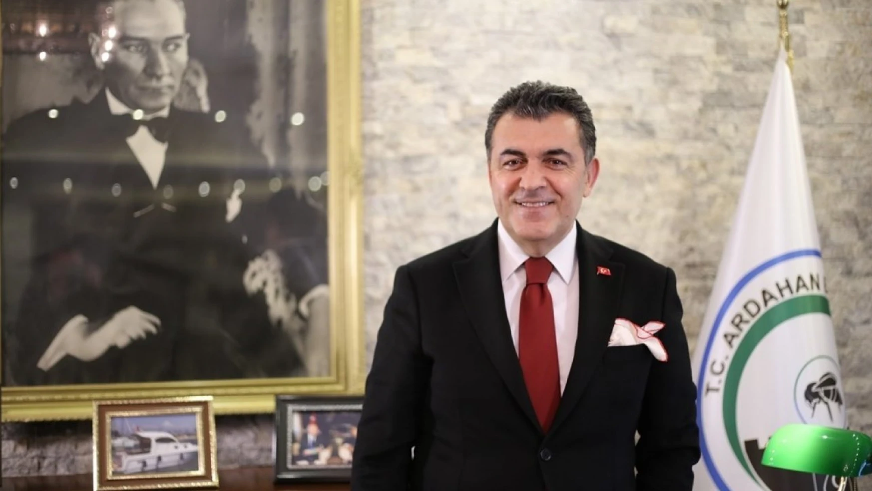 Başkan Demir, Dünya Şampiyonu Naz Arıcı'yı tebrik etti