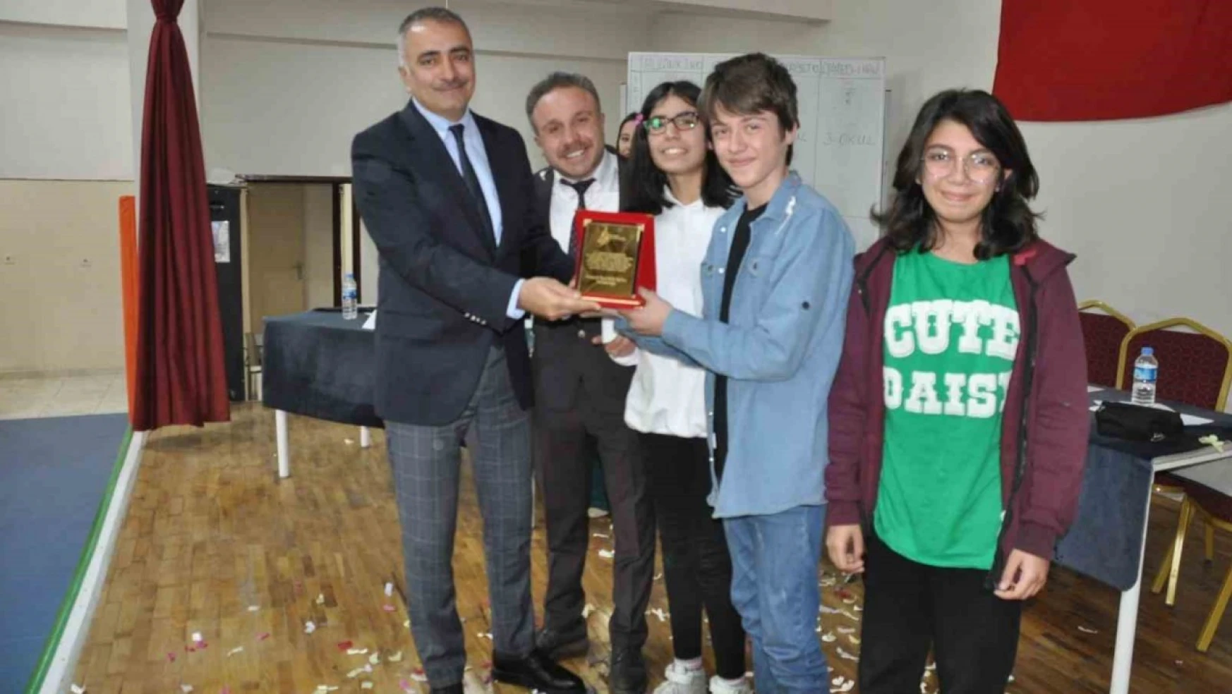 Bulanık'ta 'Gençlik Haftası Satranç Turnuvası' yapıldı