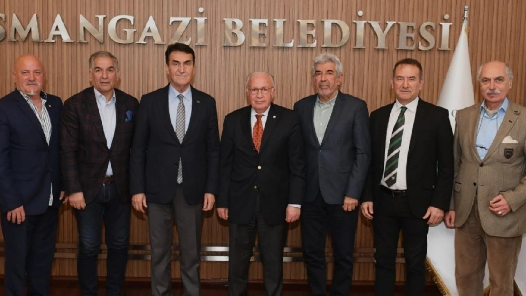 Bursaspor Kulübü, Mustafa Dündar'ı ziyaret etti