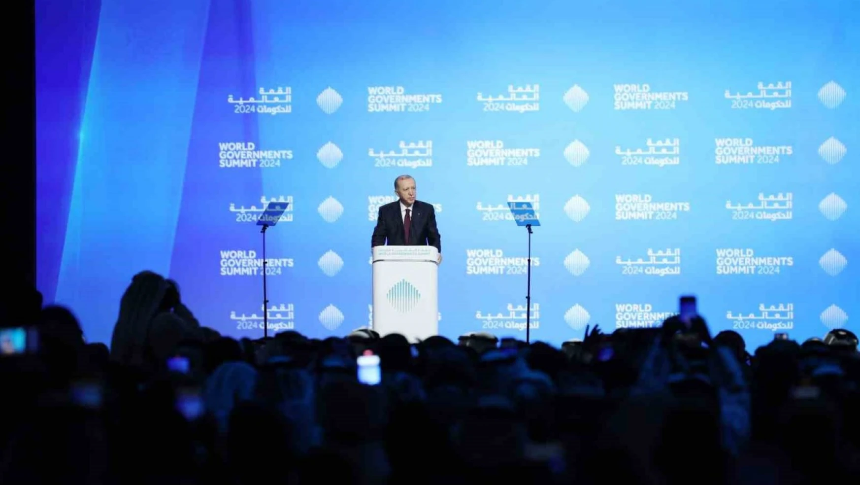 Cumhurbaşkanı Recep Tayyip Erdoğan, 'Filistinli kardeşlerimizi asla sahipsiz, çaresiz ve yalnız bırakmayacağız' dedi.