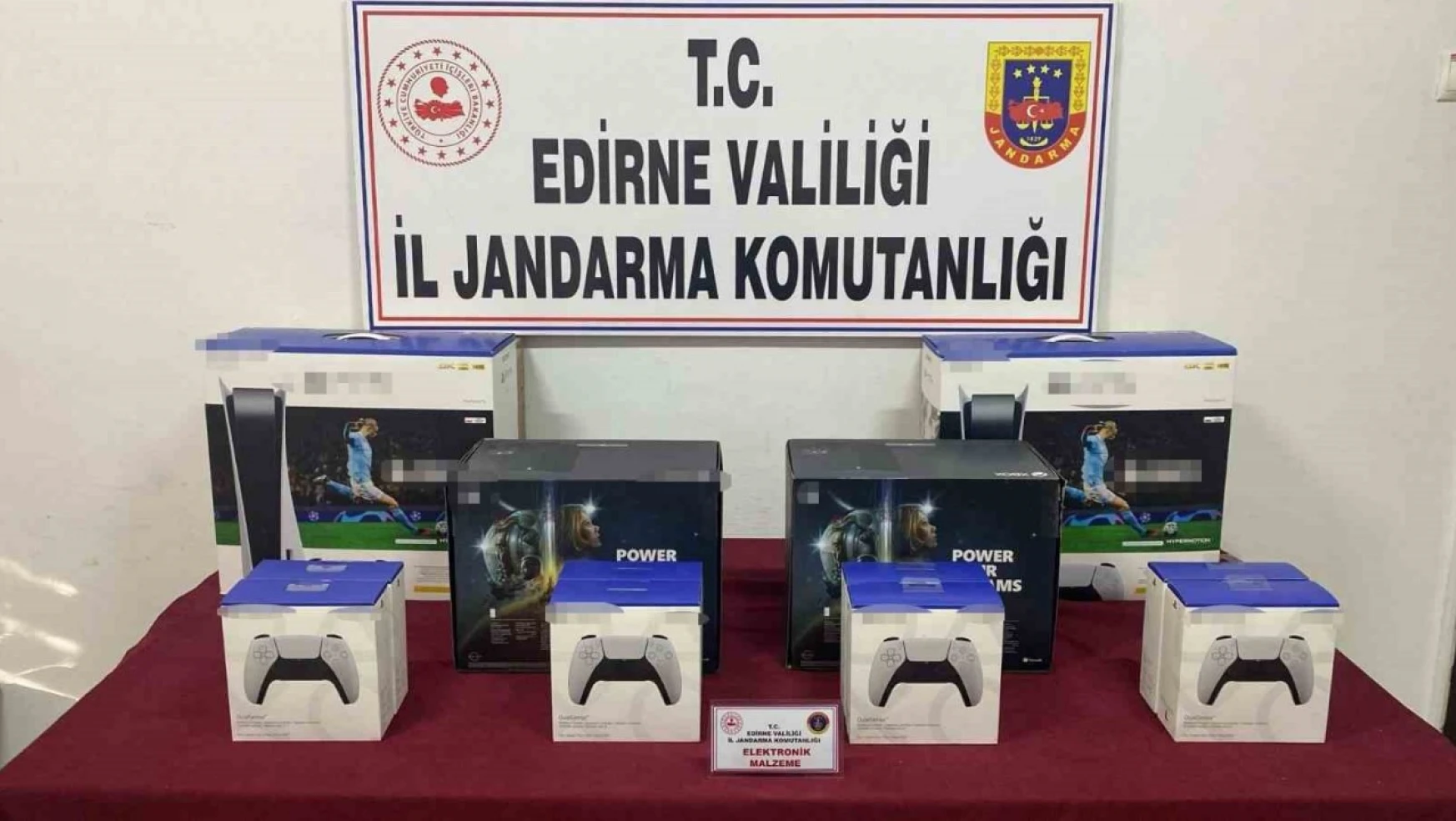 Edirne'de kaçak oyun konsolları ele geçirildi