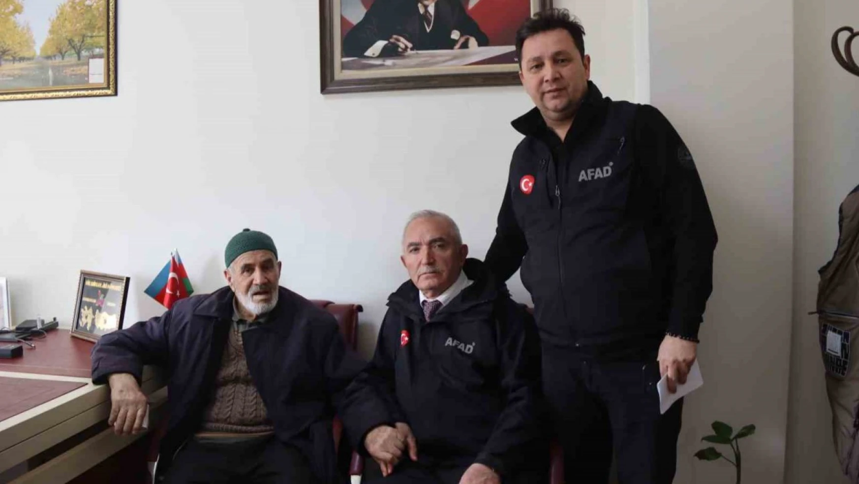 Emeklilik maaşını Gazze'ye bağışladı