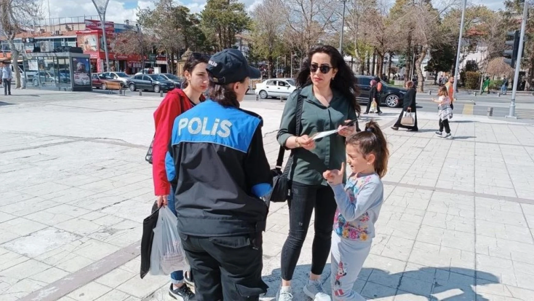 Erzincan'da 4 bin 430 kişi polis ekiplerince bilgilendirildi
