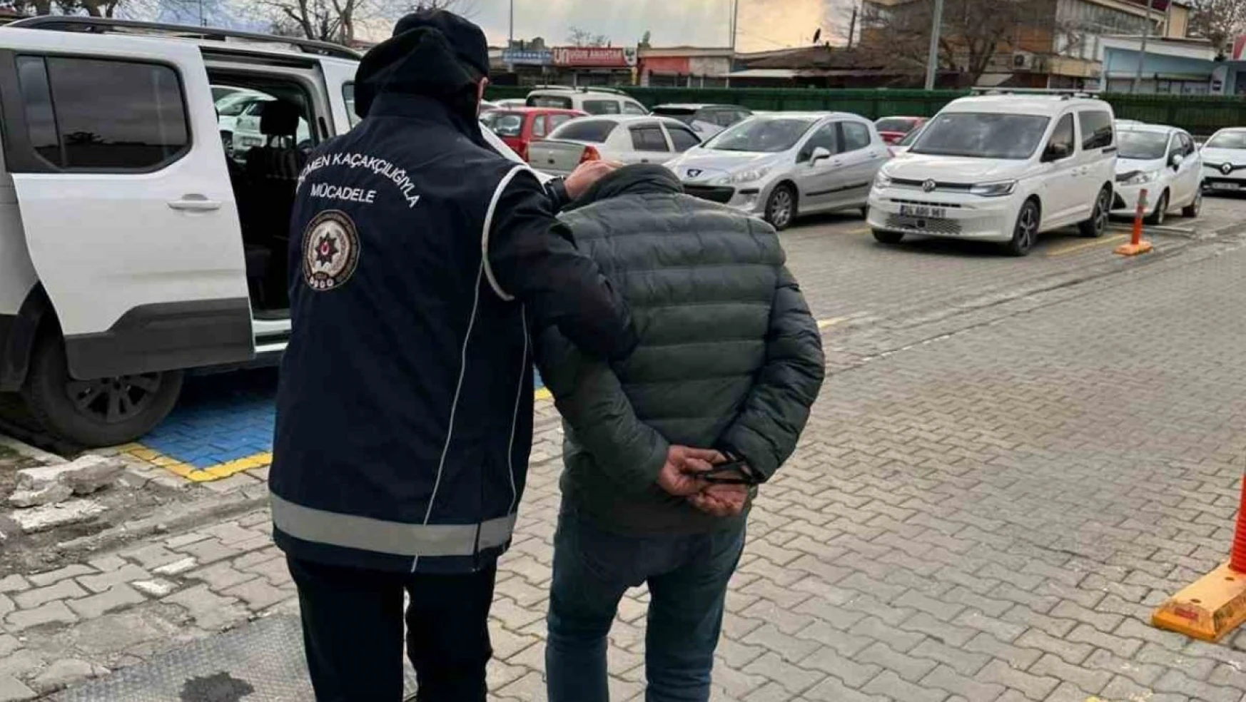 Erzincan'da göçmen kaçakçılığı suçundan1 kişi tutuklandı