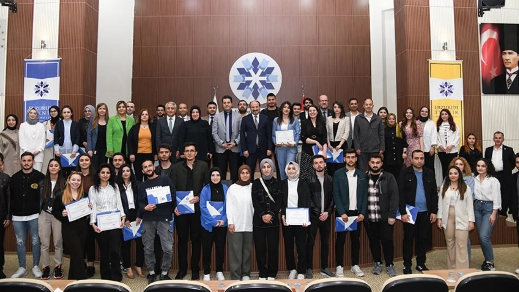 ETÜ'de TÜBİTAK desteği alan öğrenciler için ödül töreni düzenlendi