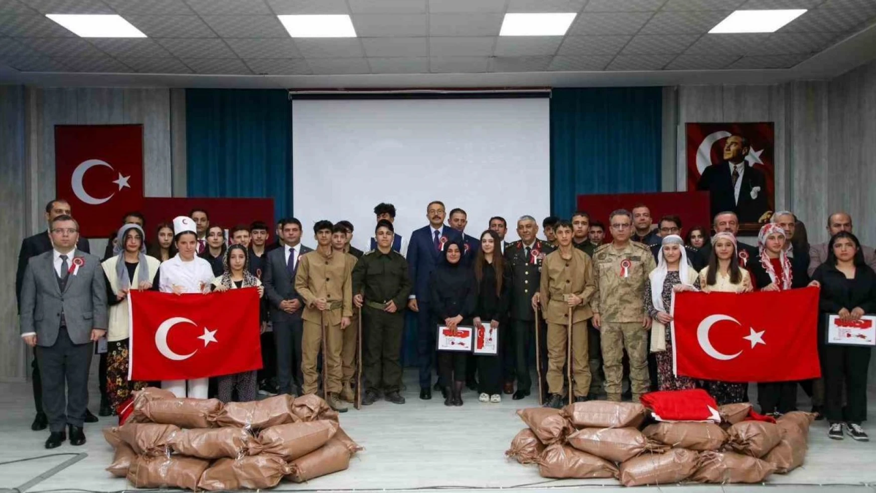Hakkari'de 18 Mart Çanakkale Deniz Zaferi ve Şehitleri Anma Günü programı