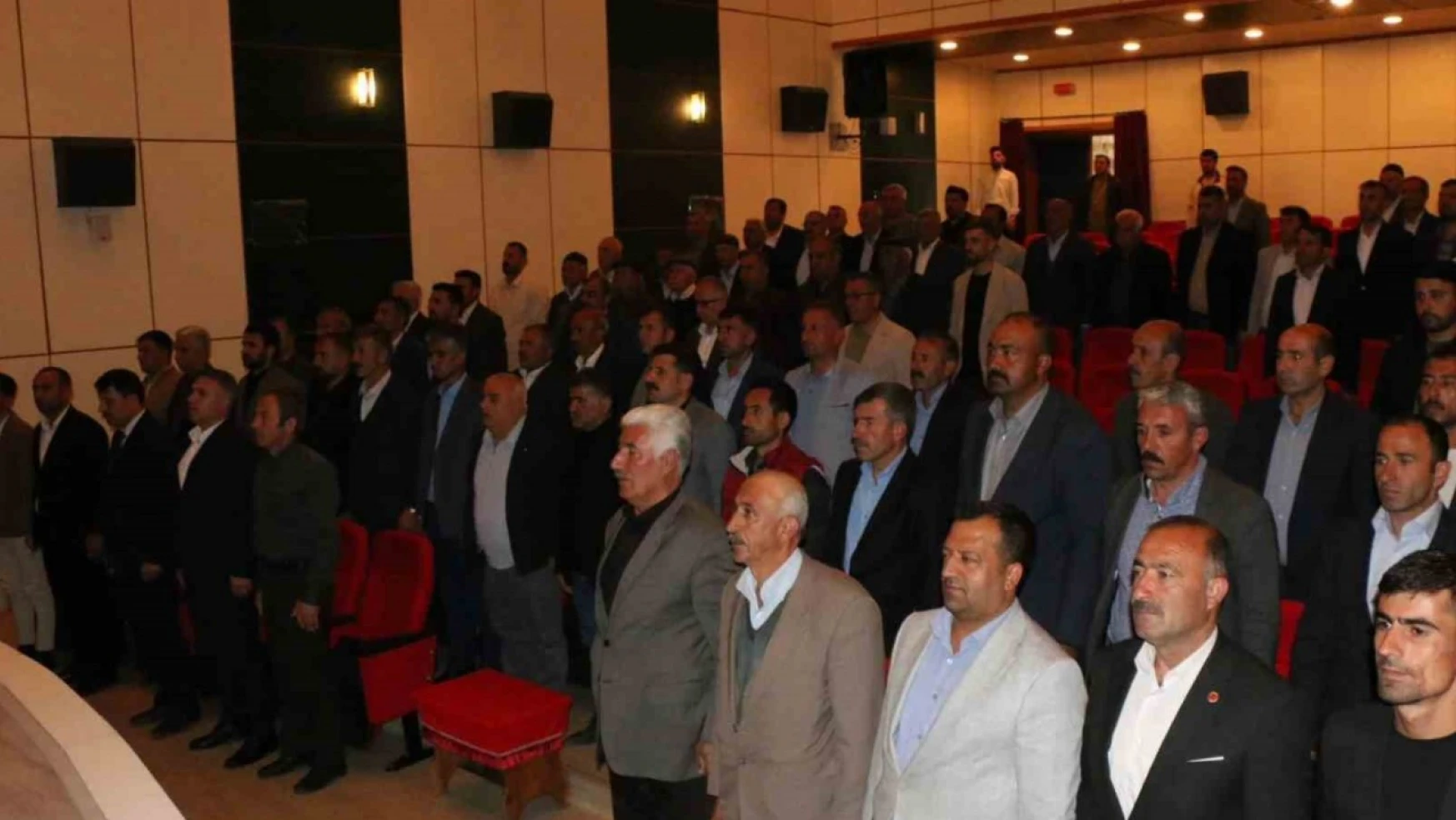 Hizan'da 'Köylere Hizmet Götürme Birliği Encümen Seçimi' yapıldı