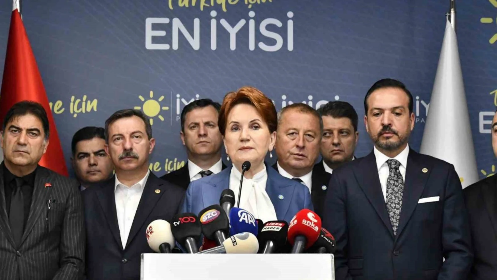 İYİ Parti Genel Başkanı Akşener: 'En kısa sürede olağanüstü seçimli kongremizi toplayacağız'
