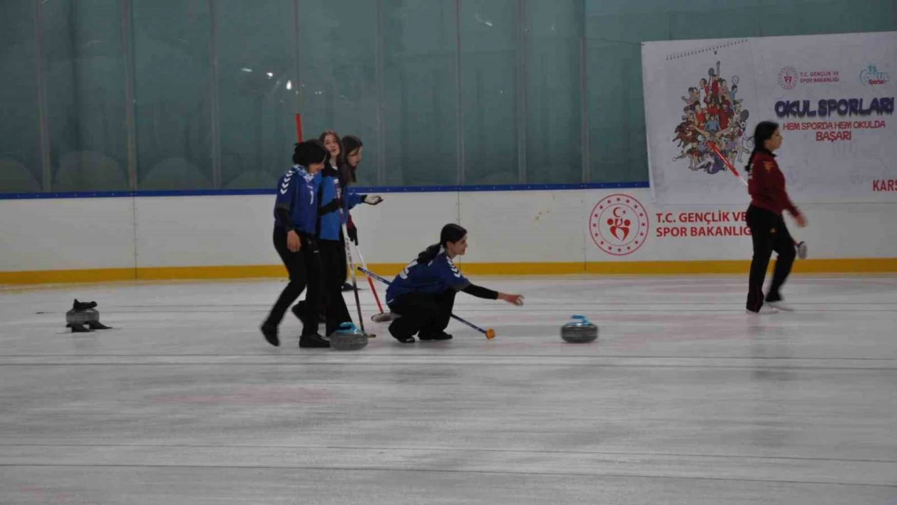 Kars'ta Curling Türkiye Şampiyonası heyecanı