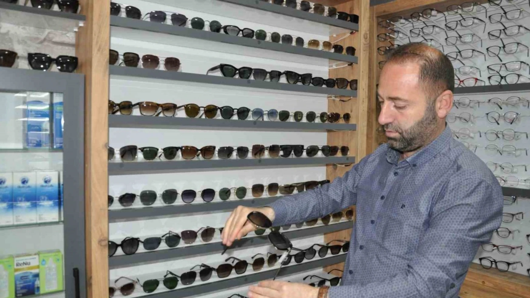 Kars'ta uzmanlardan sahte güneş gözlüğü uyarısı