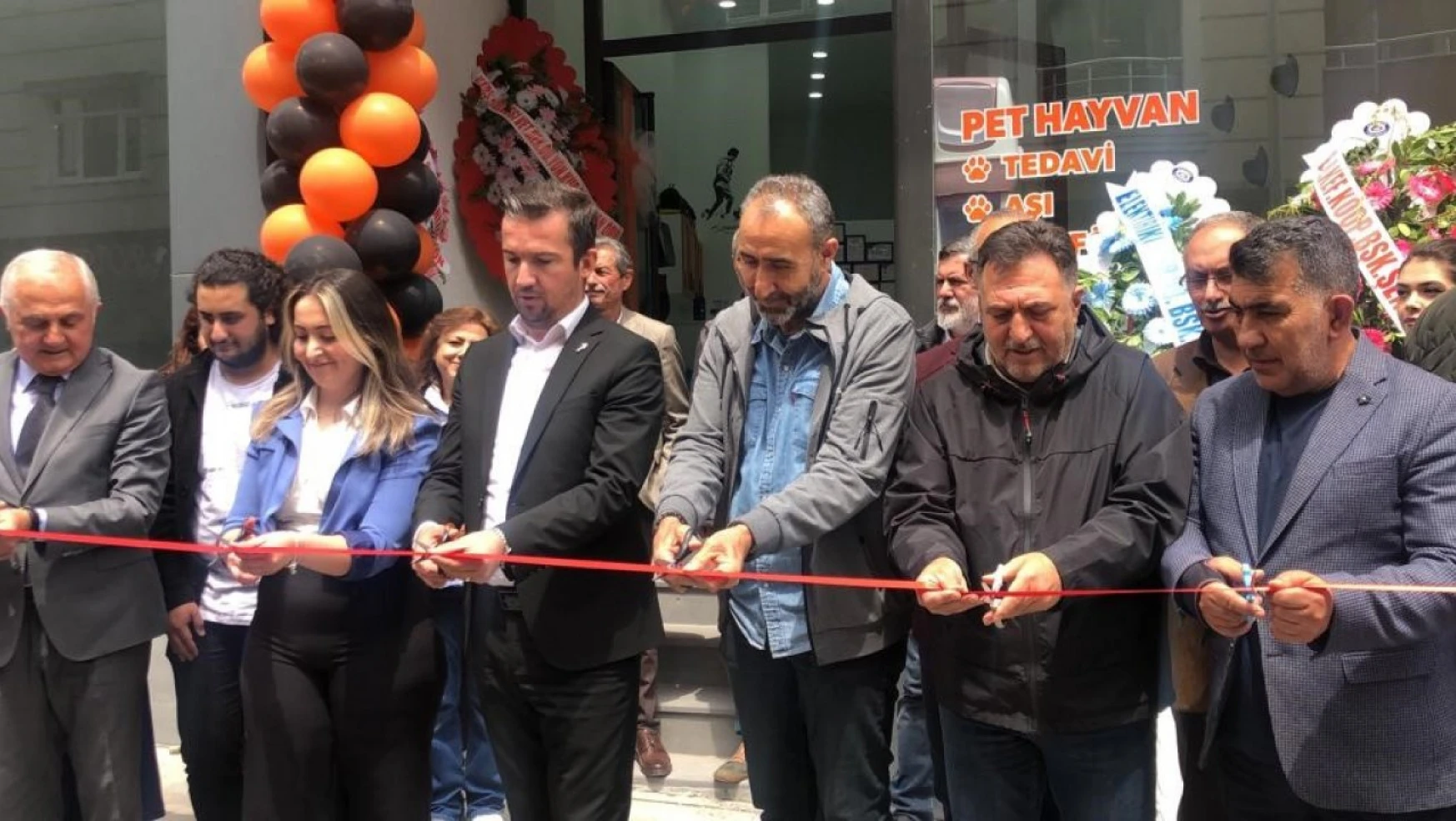 Kars'ta VHO Başkanı Ödül, Veteriner Kliniği'nin açılışını yaptı