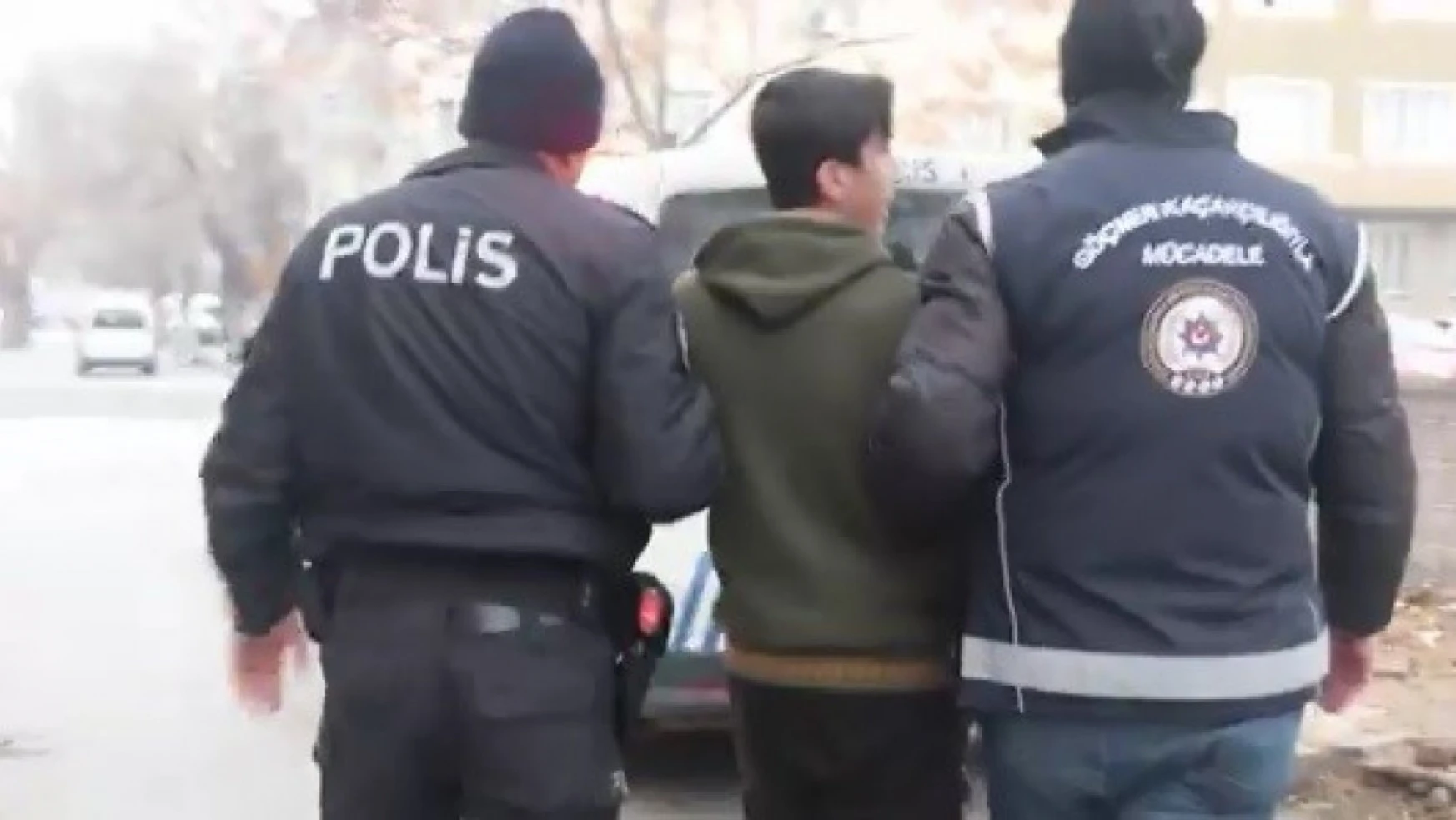 Kayseri'de düzensiz göç uygulaması: 24 yabancı uyruklu şahsa işlem yapıldı