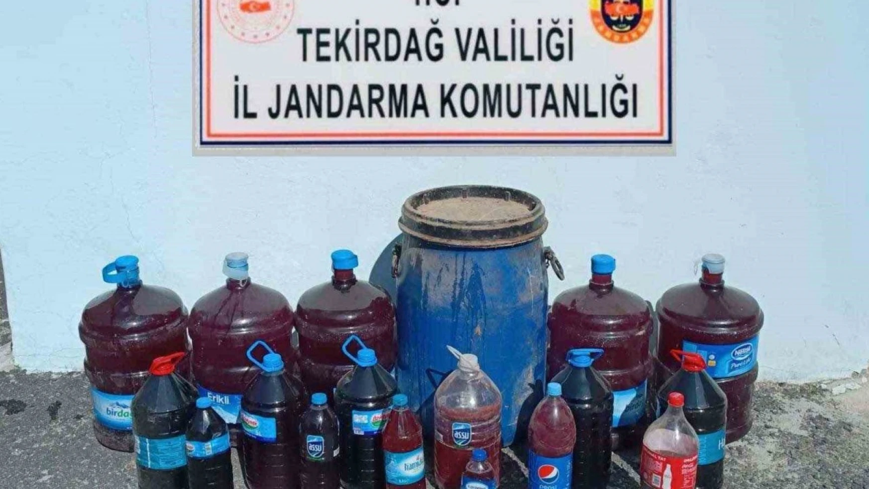 Malkara'da 200 litre kaçak içki ele geçirildi